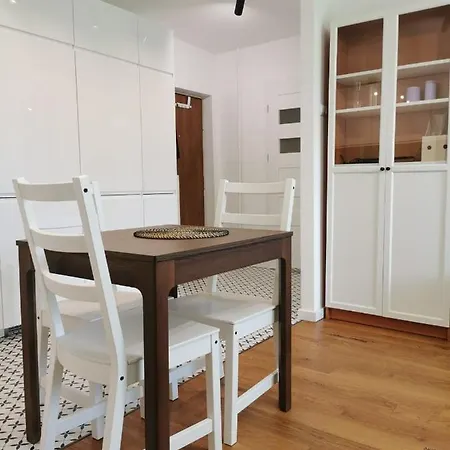 شقة Anielewicza وارسو