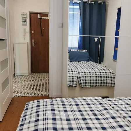 Anielewicza 公寓 华沙