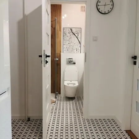 Anielewicza Apartment Warsaw